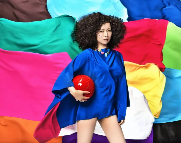 椎名林檎が歌うサッカーテーマは、5月12日(月)の「生中継　ワールドカップ日本代表　発表！(仮)」（NHK総合) 内で発表される