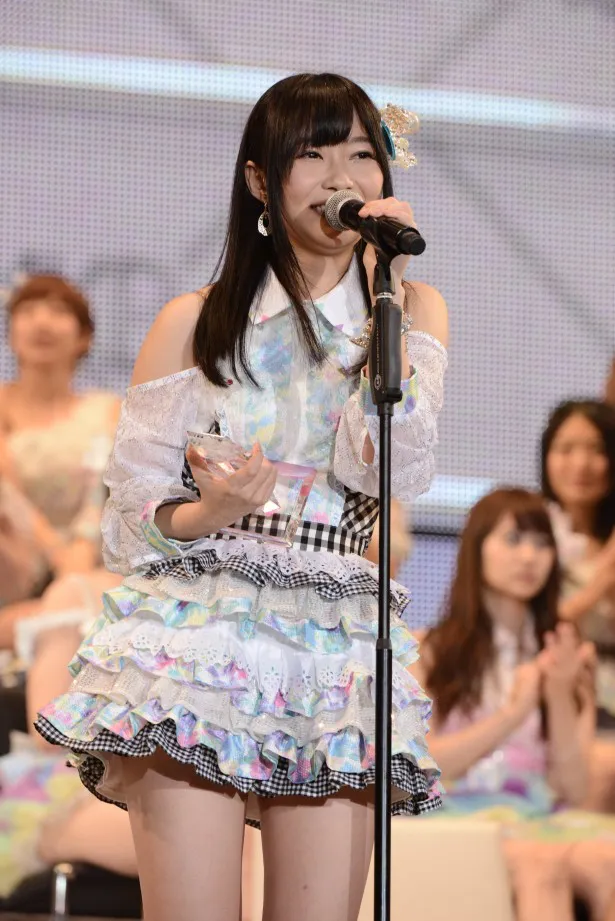 【写真を見る】昨年の“AKB48選抜総選挙”で15万570票獲得し、1位に輝いた指原莉乃が2連覇を目指す