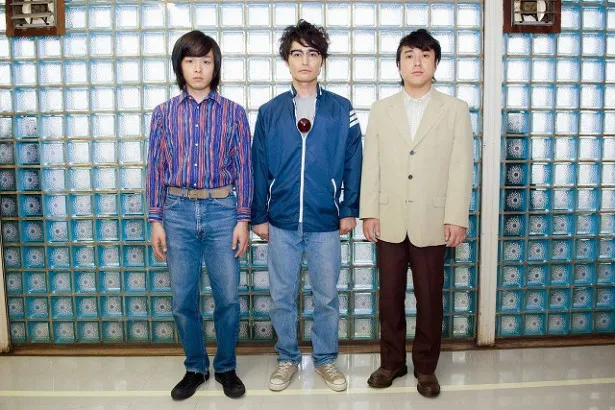 「ドラマ24　アオイホノオ」(テレビ東京系)に出演が決定した（左から）中村倫也、安田顕、ムロツヨシ