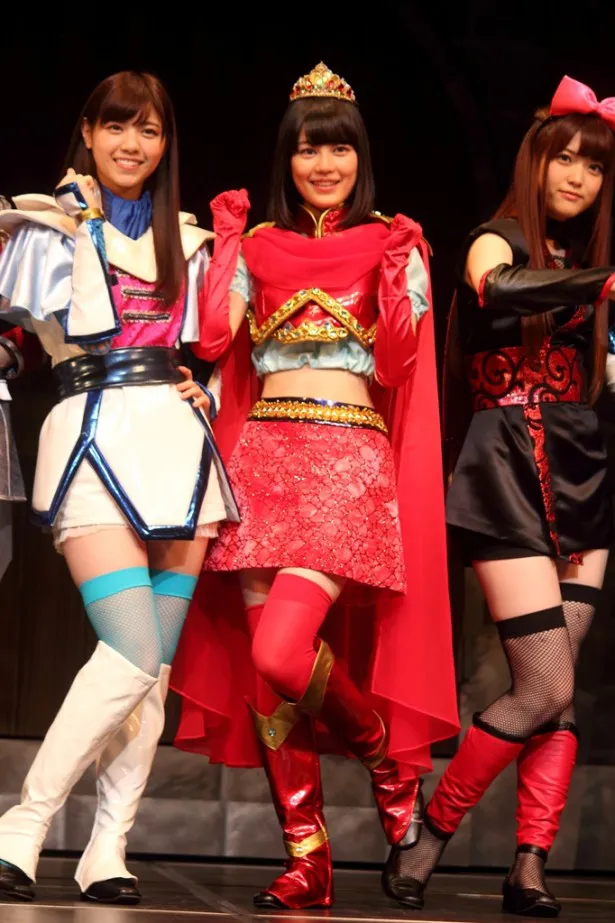 ポリン姫の衣装を着た生田絵梨花(中央)は、実際の公演でもポリン姫役をゲット！