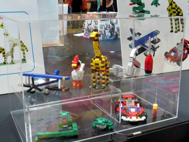 「日本おもちゃ大賞2014」エデュケーショナル・トイ部門大賞の「ナノブロック＋ベーシック・セット・スタンダード」
