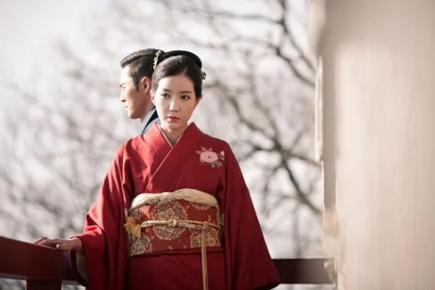 スヒャンが演じたデグチ カヤは日本人と韓国人のハーフで、劇中では着物姿のシーンも