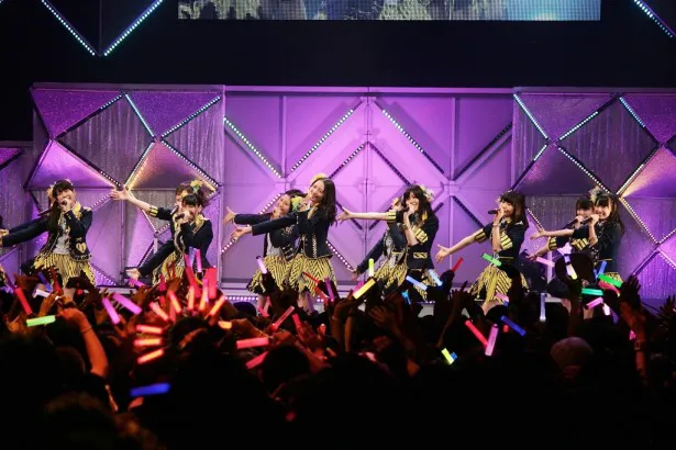 2年連続で「東京アイドルフェスティバル2014」への出演が決まったHKT48(昨年のHOT STAGEの模様)
