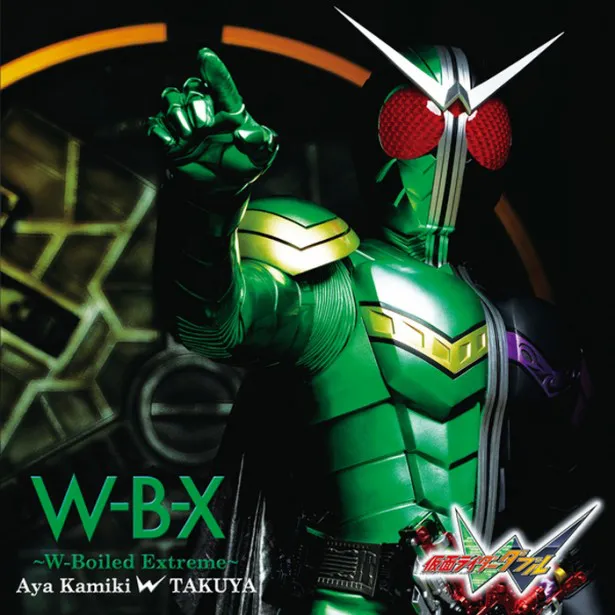 「仮面ライダーW」（'09～'10年、テレビ朝日系）の主題歌「W-B-X ～W-Boiled Extreme～」を上木彩矢 w TAKUYAが務めた/(C)石森プロ・東映