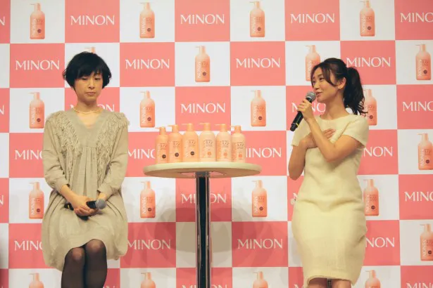 CM撮影秘話を語るタナダユキ監督と大島優子(写真左から)