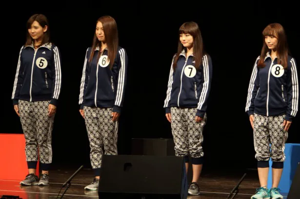 演技審査に臨んだ(左から)松田紋佳、村田摩夕、生田若菜、吉田理紗