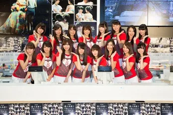 バイトAKBがお渡し会で初仕事! 佐伯美香“正規メンバーを目指す”