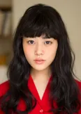 たま子の元同僚で恋愛依存症の川奈藍里役の高畑充希