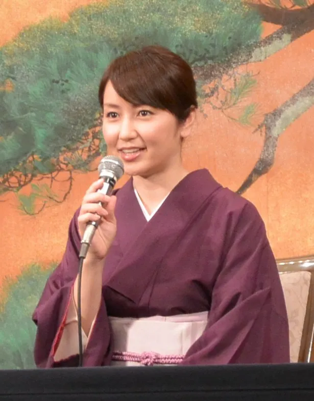 昼ドラ初出演の矢田亜希子は、「かぐらや」に波乱を巻き起こすおかみ候補生・真知子を演じる