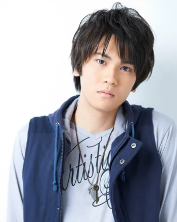 石井マーク、ゲーセンで「ガンダム」疑似体感!?