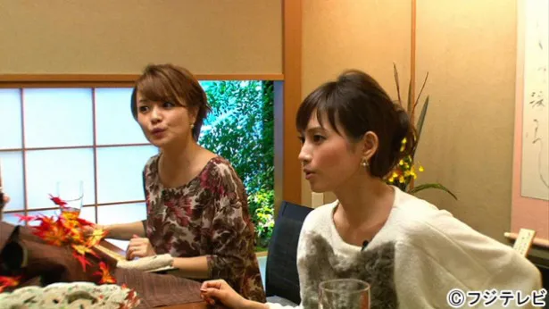 【写真を見る】中澤裕子(左)と安倍なつみ(右)は初期メンバー同士のライバル意識について打ち明ける