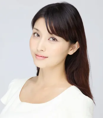 恋人よりも映画選びに真剣!?”今、一番愛人にしたい女優”橋本マナミを直撃!