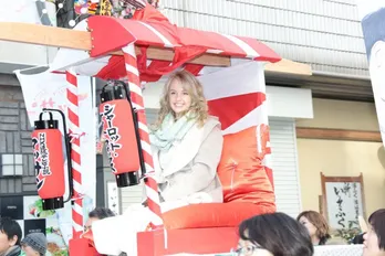 「マッサン」エリーが駕籠体験に『プリンセスのよう』