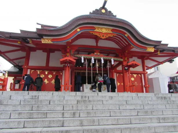 鈴が奉納された東京・新宿の花園神社