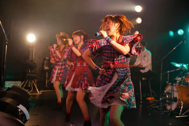 25日のライブ「Negicco at LIQUIDROOM Road of Negiiiiii ～Negicco One Man Show～ 2015 Winter」より、Negiccoの3人