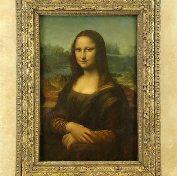 【写真を見る】仏・ルーヴル美術館に収蔵された「モナ・リザ」には、複製ではない「もうひとつのモナ・リザ」が存在した。そこから驚きの事実が明らかに