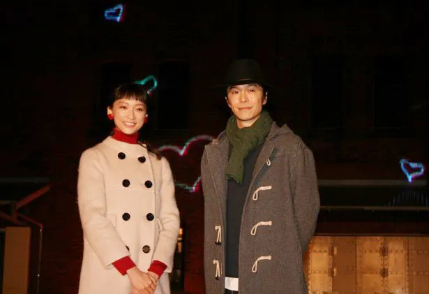2月14日、月9「デート～恋とはどんなものかしら～」(フジ系)のTHANKSイベントが横浜・赤レンガ倉庫前広場で行われた
