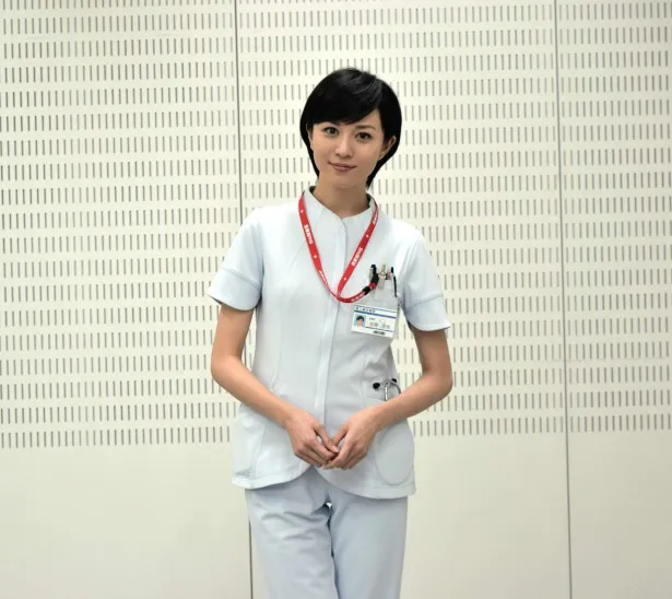 「DOCTORS 3 最強の名医」にナース・宮部佐知役で出演している比嘉愛未