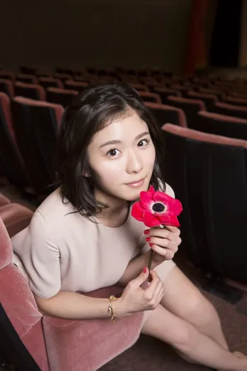 20歳ホヤホヤの松岡茉優「お酒を飲むならアノ人と」