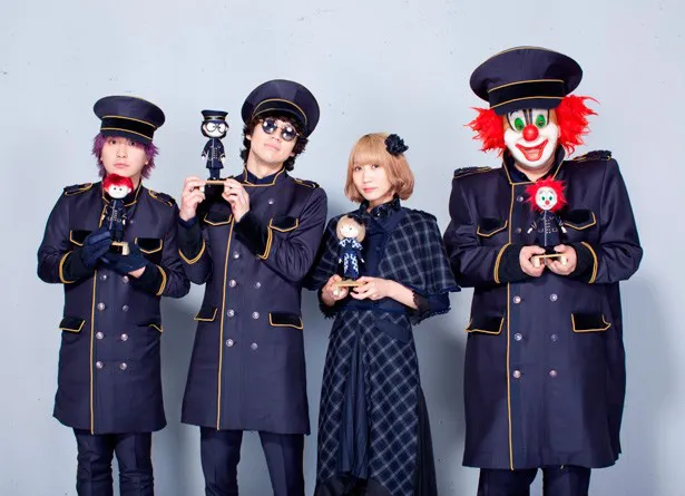 「ぷっちょ」新CMに出演するSEKAI NO OWARI。左からFukase、Nakajin、Saori、DJ LOVE