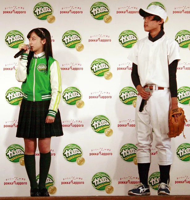 橋本は野球部のマネジャーにも挑戦。「野球はすごく好きなので、マネジャーになったら楽しそうだなと思いました」と明かした