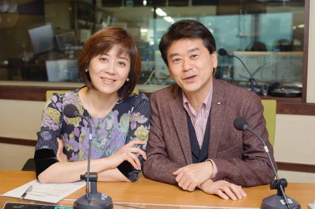 ラジオ放送90年を記念した「90時間ラジオ」の総合司会を務める武内陶子アナと山本哲也アナ