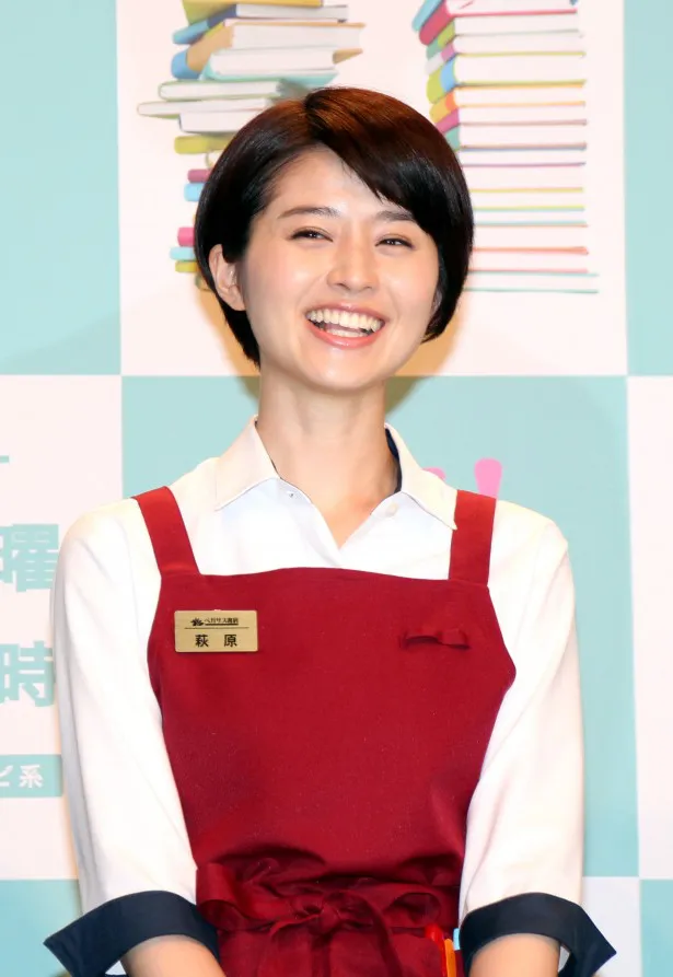 亜紀(渡辺)の同僚の書店員・萩原麻美役の鈴木ちなみ