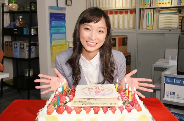 杏29歳誕生日を撮影現場で祝福！