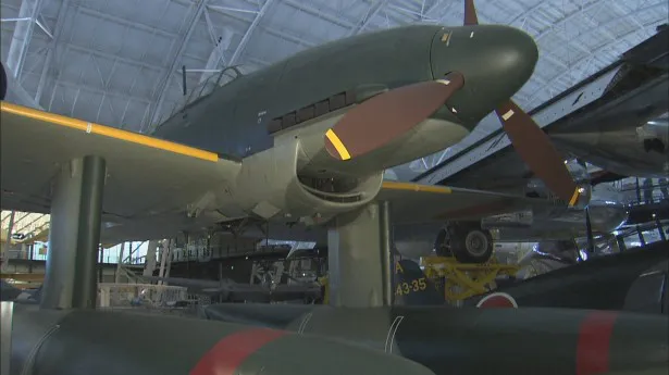 伊400に搭載されていた爆撃機「晴嵐」はスミソニアン博物館に展示されている 