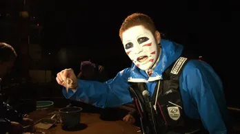 ゴールデンボンバー・樽美酒研二が駿河湾で漁に挑戦！