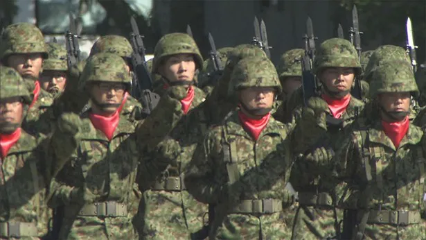 【写真を見る】自衛隊の活動範囲について議論