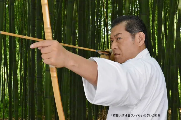 【写真を見る】最終回では松平健が「暴れん坊将軍」以来の弓術姿を披露！