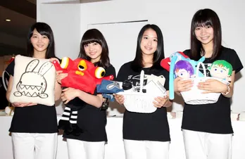 東京女子流が台湾のキャラクターを応援!