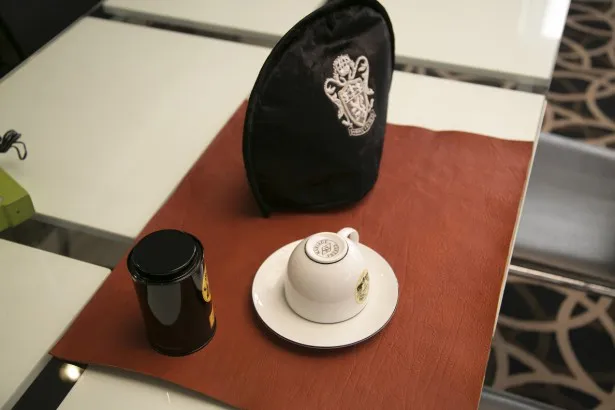 「HEAT」(フジテレビ系)の不動産会社・社長・日比野(稲垣吾郎)が愛用しているのは、“マリアージュ フレール”の紅茶セットなのだそう 