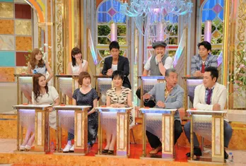 佐野ひなこが体の“ある部位”を押さえてドキッ？