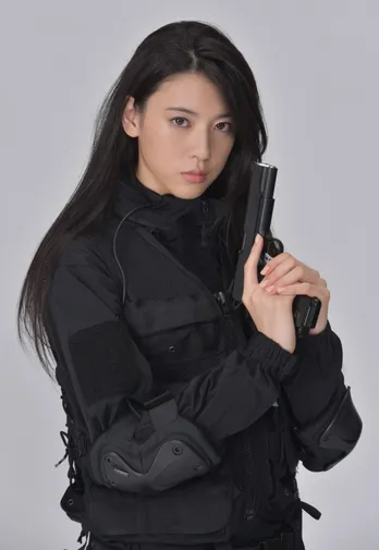 「エンジェル・ハート」で三吉彩花が暗殺者役に挑戦！