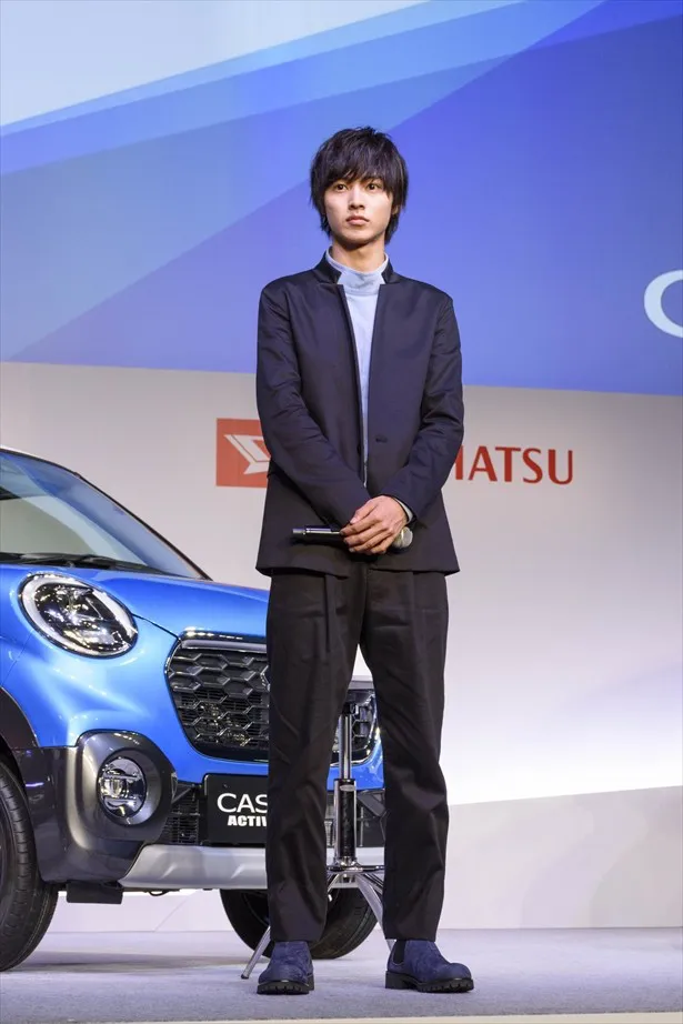 DAIHATSU ダイハツ CAST キャスト カタログ 山﨑賢人 山崎賢人