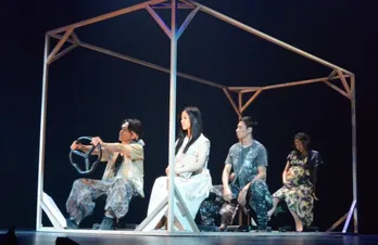 吉高由里子初舞台！ 「緊張で何も見えなかった」