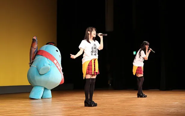 ライブイベントではTVアニメのオープニングテーマ「ミライファンファーレ」や「流川ガールズソング」が披露された