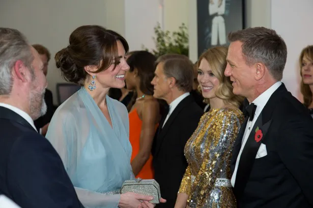 「007　スペクター」のロイヤルプレミアにはウィリアム王子とキャサリン妃も参加した