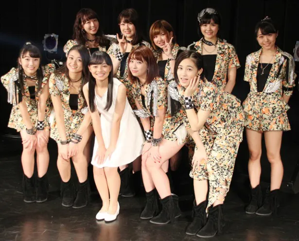アンジュルムの新曲発売イベントで、新メンバーの上國料萌衣の加入が発表された