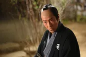 放送中の木曜時代劇「ぼんくら2」に主演する岸谷五朗が時代劇の魅力を語る！