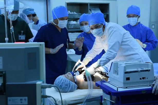 12月18日(金)放送のドラマ「コウノドリ」(TBS系)の最終話では、ペルソナ総合医療センターが“チーム医療”で命をつなぐ！