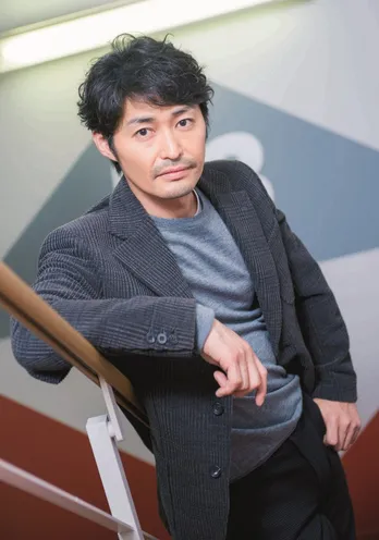安田顕、主演映画で監督から「もっと下手にやって」