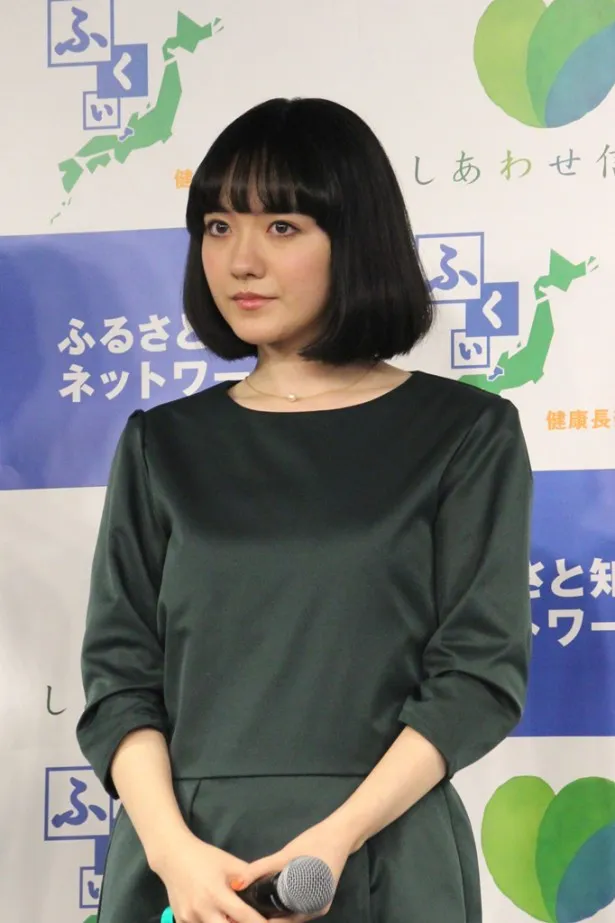 長野県ドラマ「あの頃のわたしへ」(仮)に出演する小島。剛力演じる真織の同級生で、地元で暮らす麻美を演じる