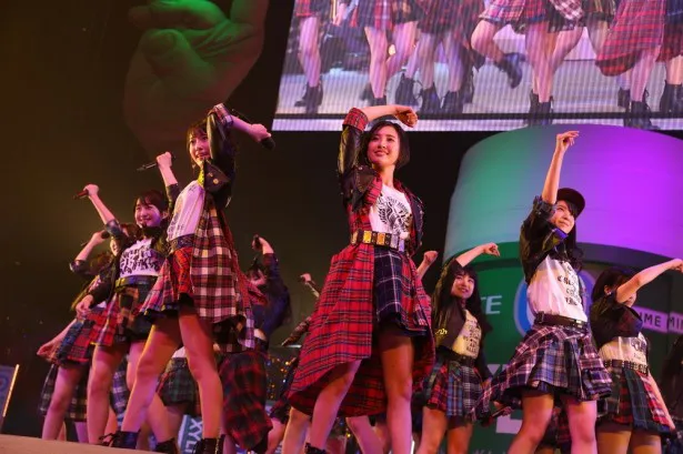 「GUM ROCK FES. In 日本武道館」に出演したHKT48
