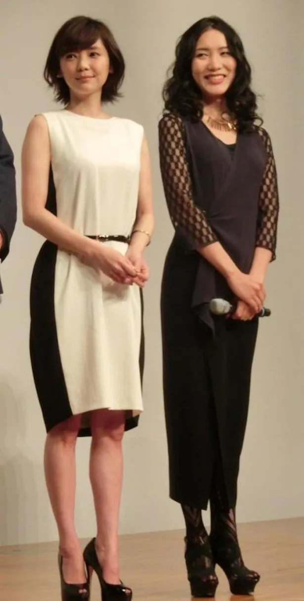 【写真を見る】(左から)倉科カナ、中村中がセクシーなドレスで登場！