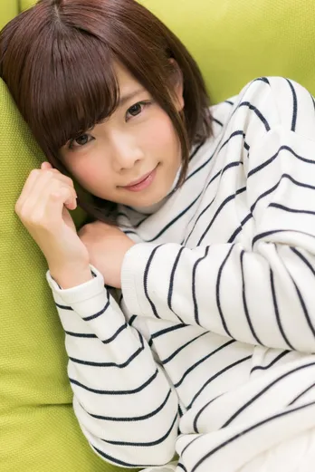 【写真特集】セクシー女優・紗倉まな 処女作記念グラビア32枚!