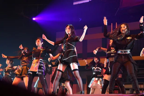 新曲「チキンLINE」を踊るSKE48