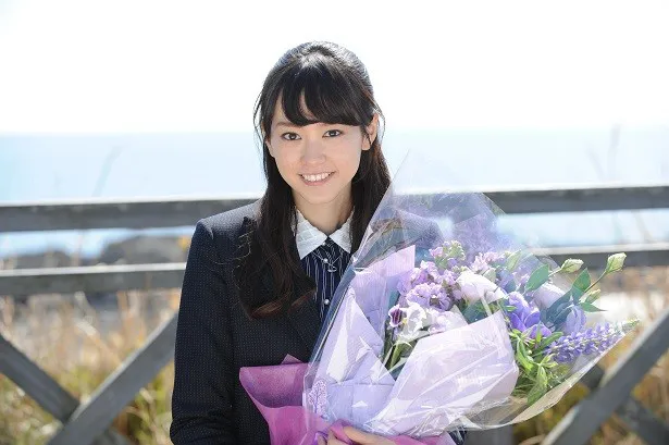 「スミカスミレ 45歳若返った女」で如月すみれを演じた桐谷美玲がクランクアップ！